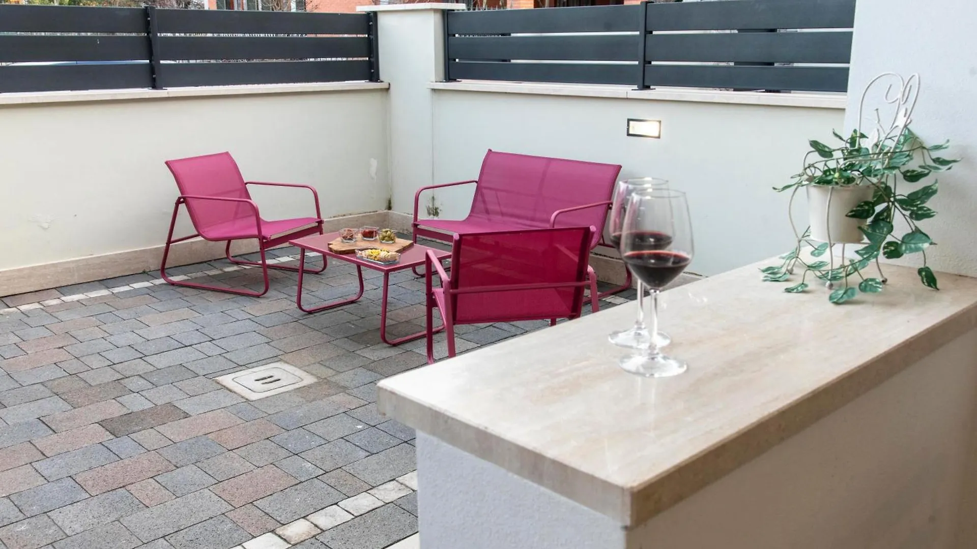 Apartment Kamchu Residence - Via Dei Laghi: Apt #R2 Ciampino