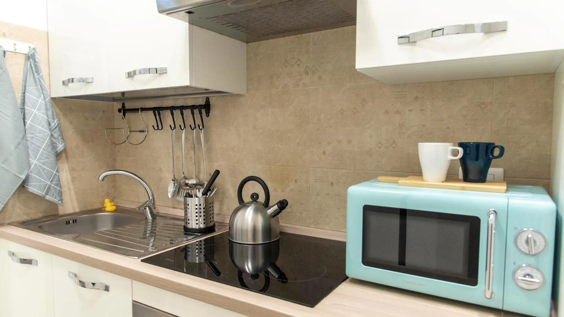 Apartment Kamchu Residence - Via Dei Laghi: Apt #R2 Ciampino