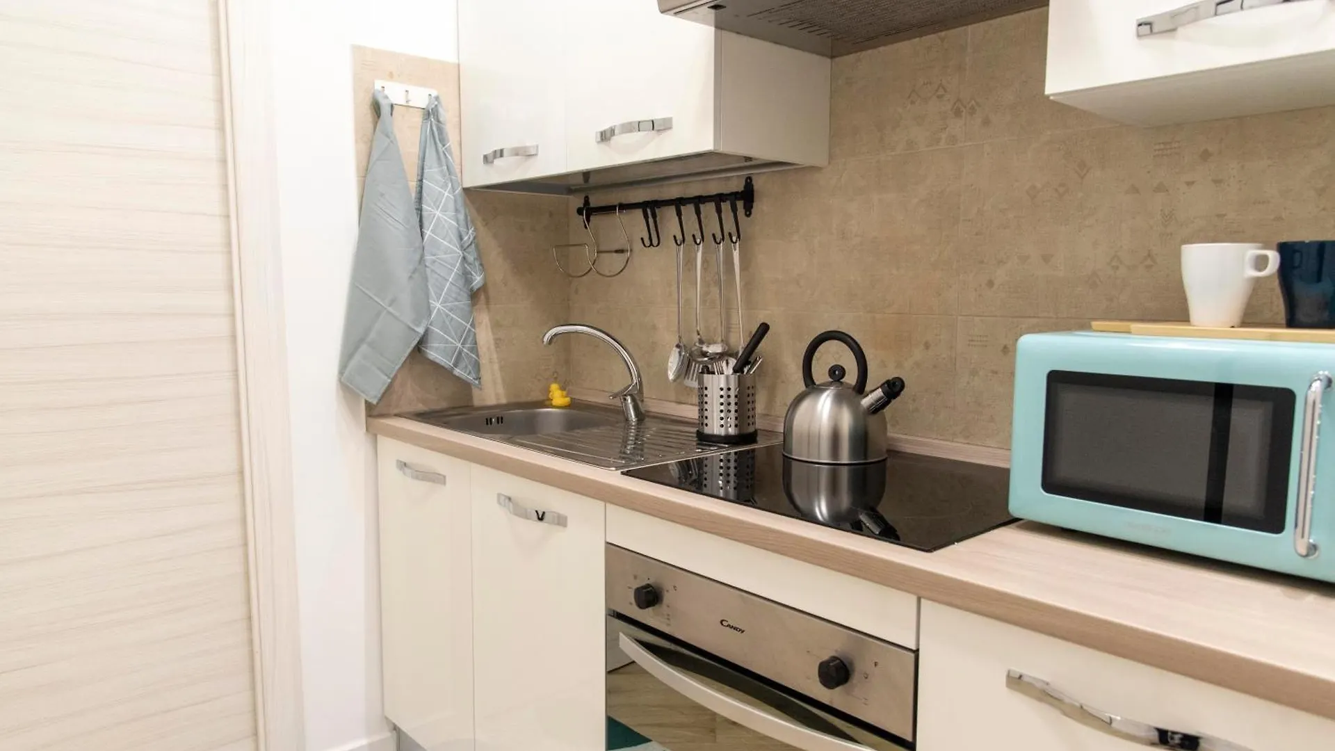 Kamchu Residence - Via Dei Laghi: Apt #R2 Ciampino Italy