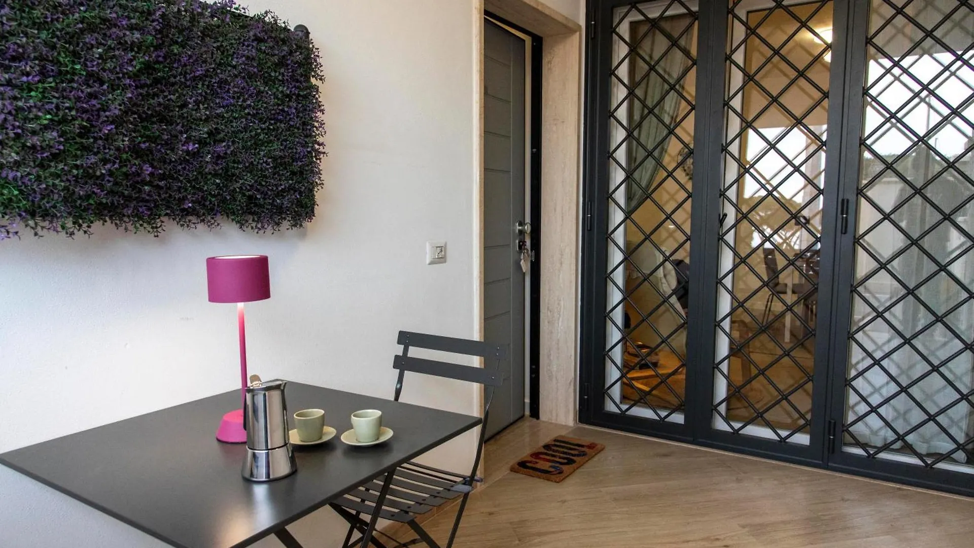 Kamchu Residence - Via Dei Laghi: Apt #R2 Ciampino Apartment