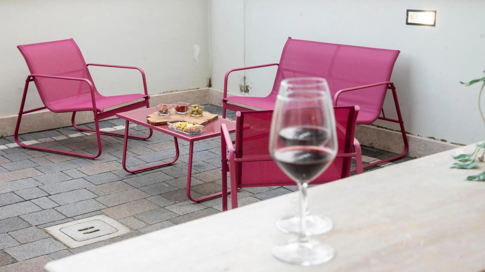 Apartment Kamchu Residence - Via Dei Laghi: Apt #R2 Ciampino Italy